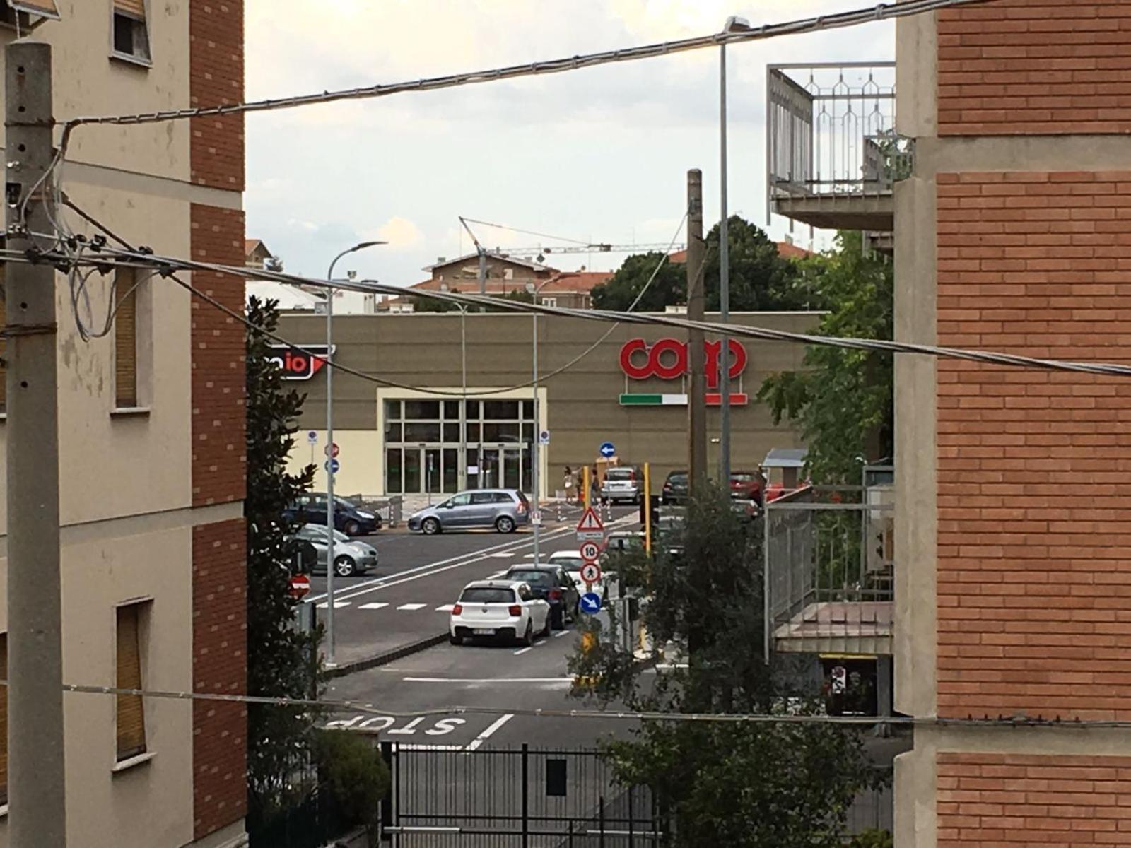 Affittacamere Room Ospedale Maggiore Parma Exterior foto